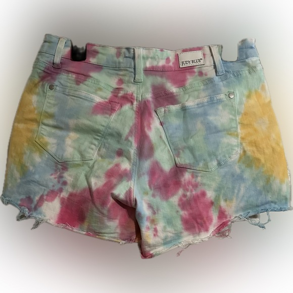 Judy Blue White with Multi-Colored Tie Dye Cut-Off Jean Shorts -Like New, Size L - Picture 2 of 5